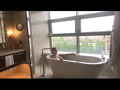 ❤️ En fantastisk babe som lidenskapelig rykker av seg fitta på badet ❤️❌ Sludder ved no.nicepornphotos.ru